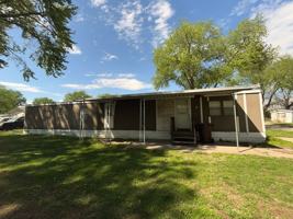 featured image of 195 Ne Coachlight Dr