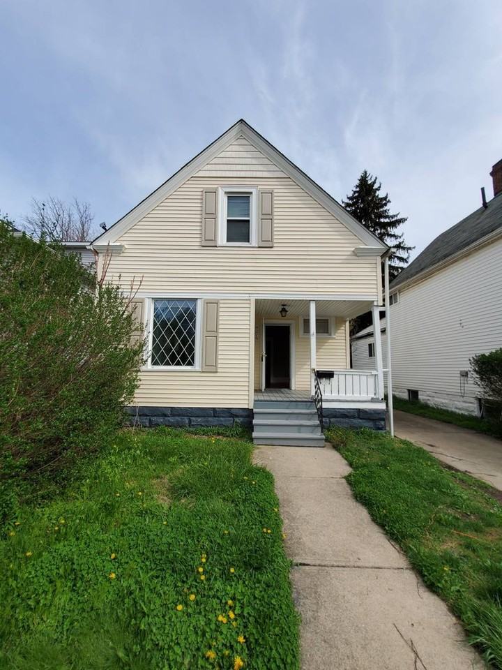 4216 Clybourne Ave - Photo 2 of 22