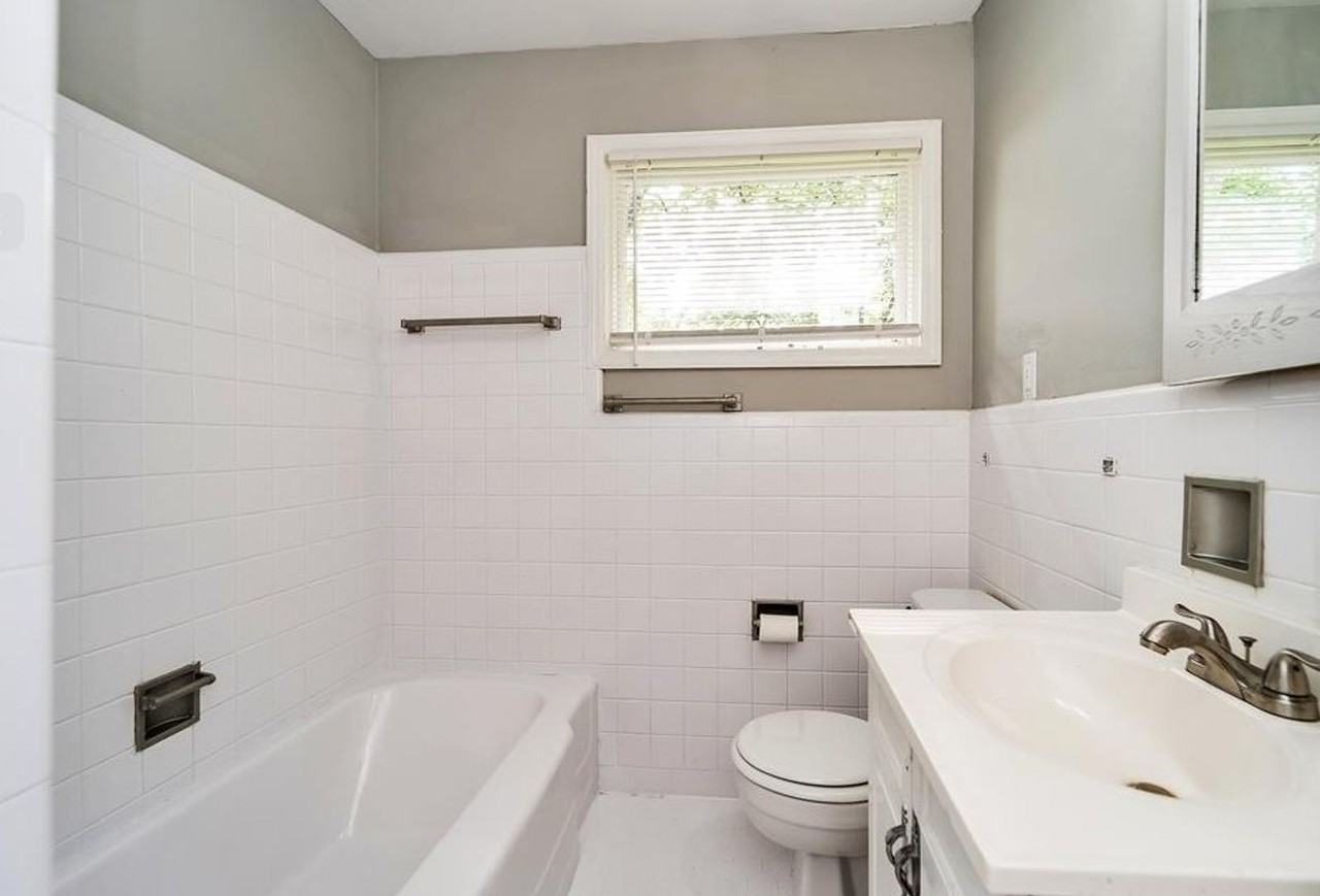 612 Marguerite Dr Nw - Photo 5 of 10