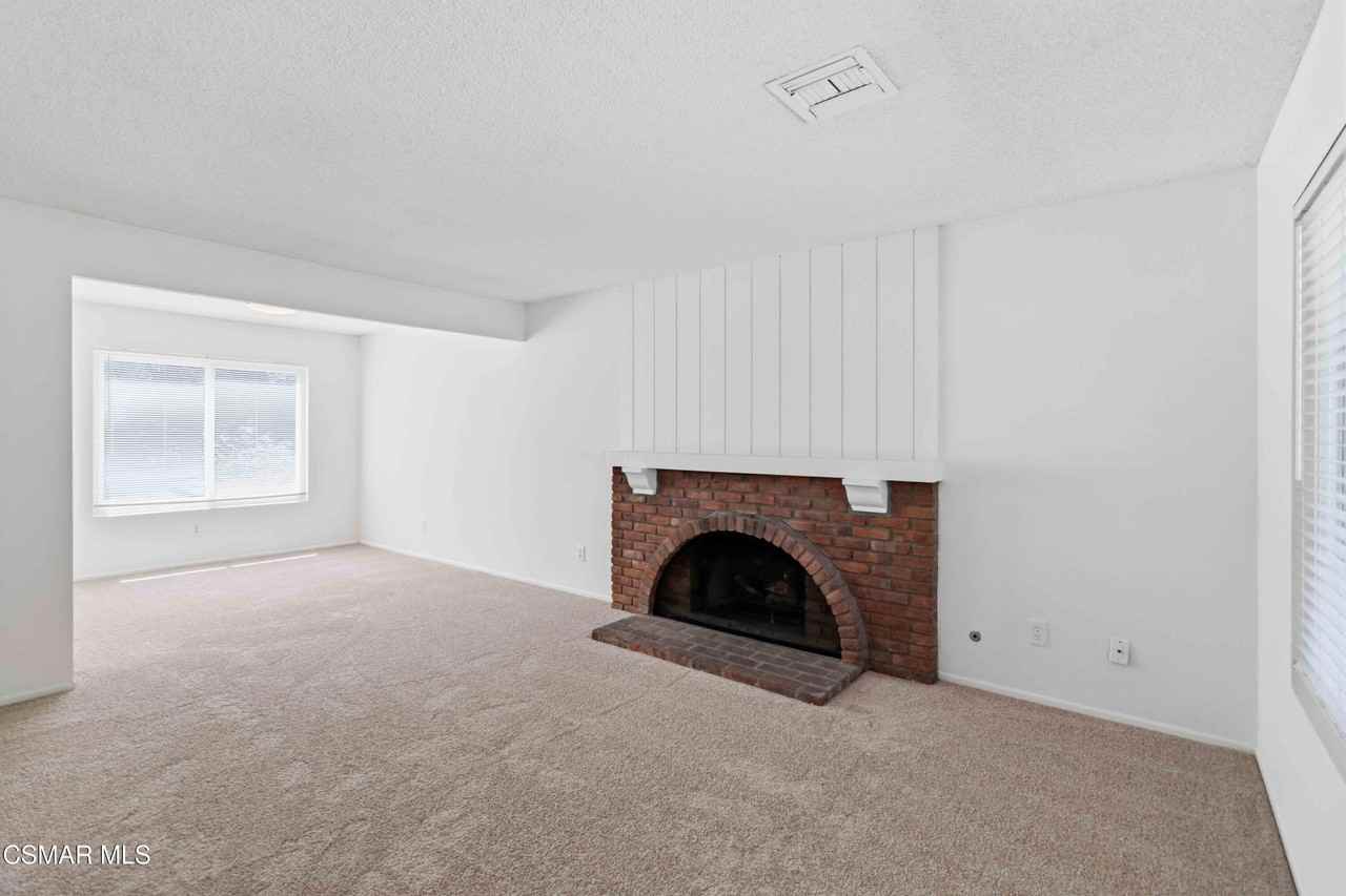 30772 Mainmast Dr - Photo 3 of 37