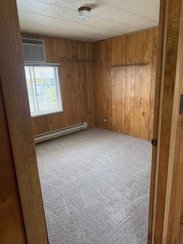 2296B Doane Ln - Photo 3 of 5