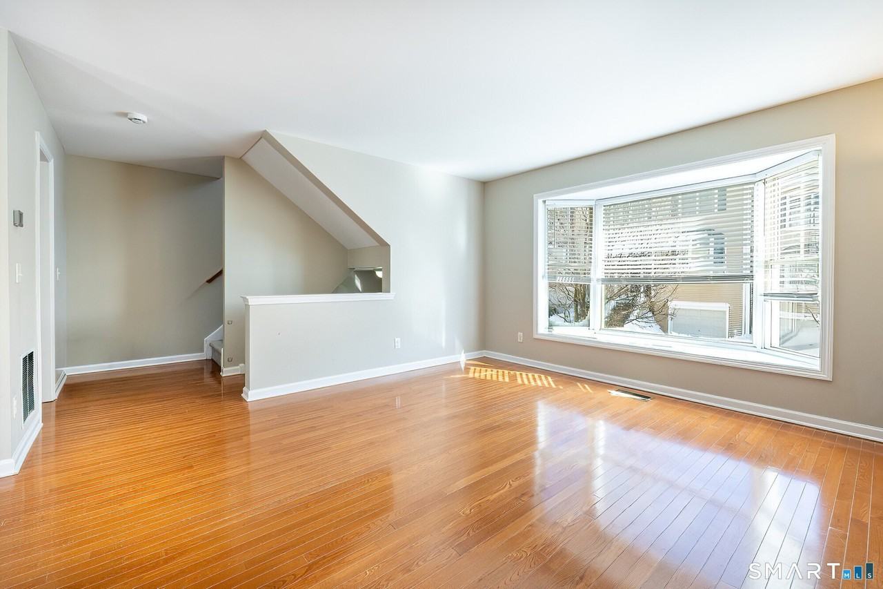 15 Scuppo Rd #1504 - Photo 7 of 24