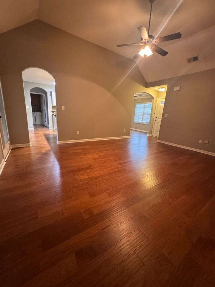 37 N Wyatt Shankle Cv - Photo 2 of 18
