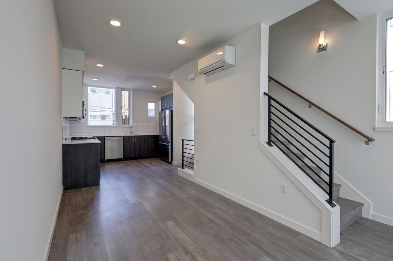 1330 E Spring St - Photo 6 of 19