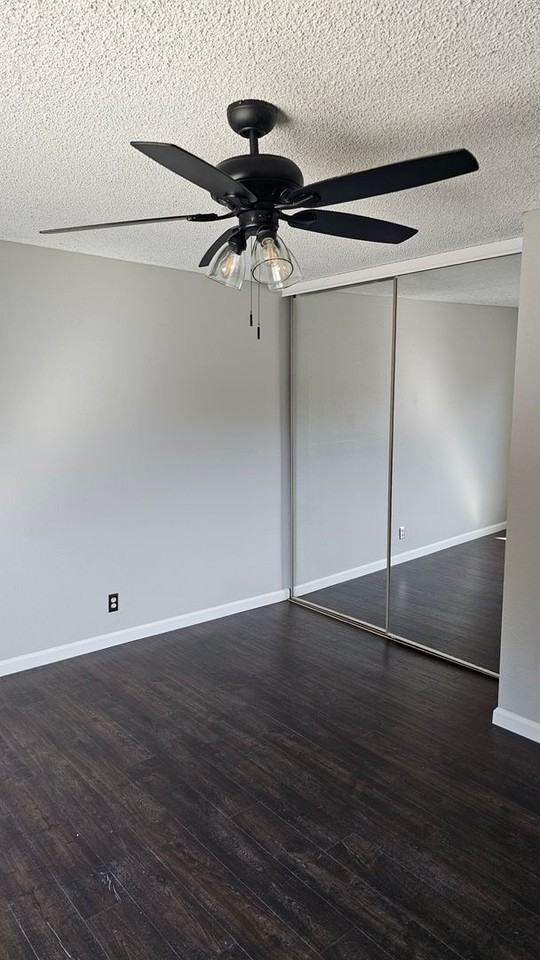 771 Quartz Ln - Photo 4 of 35