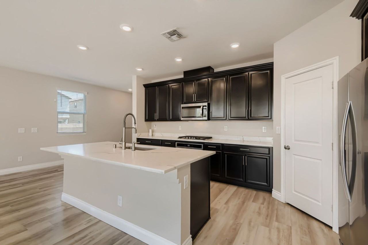 5774 Blue Serenity Ct - Photo 3 of 17