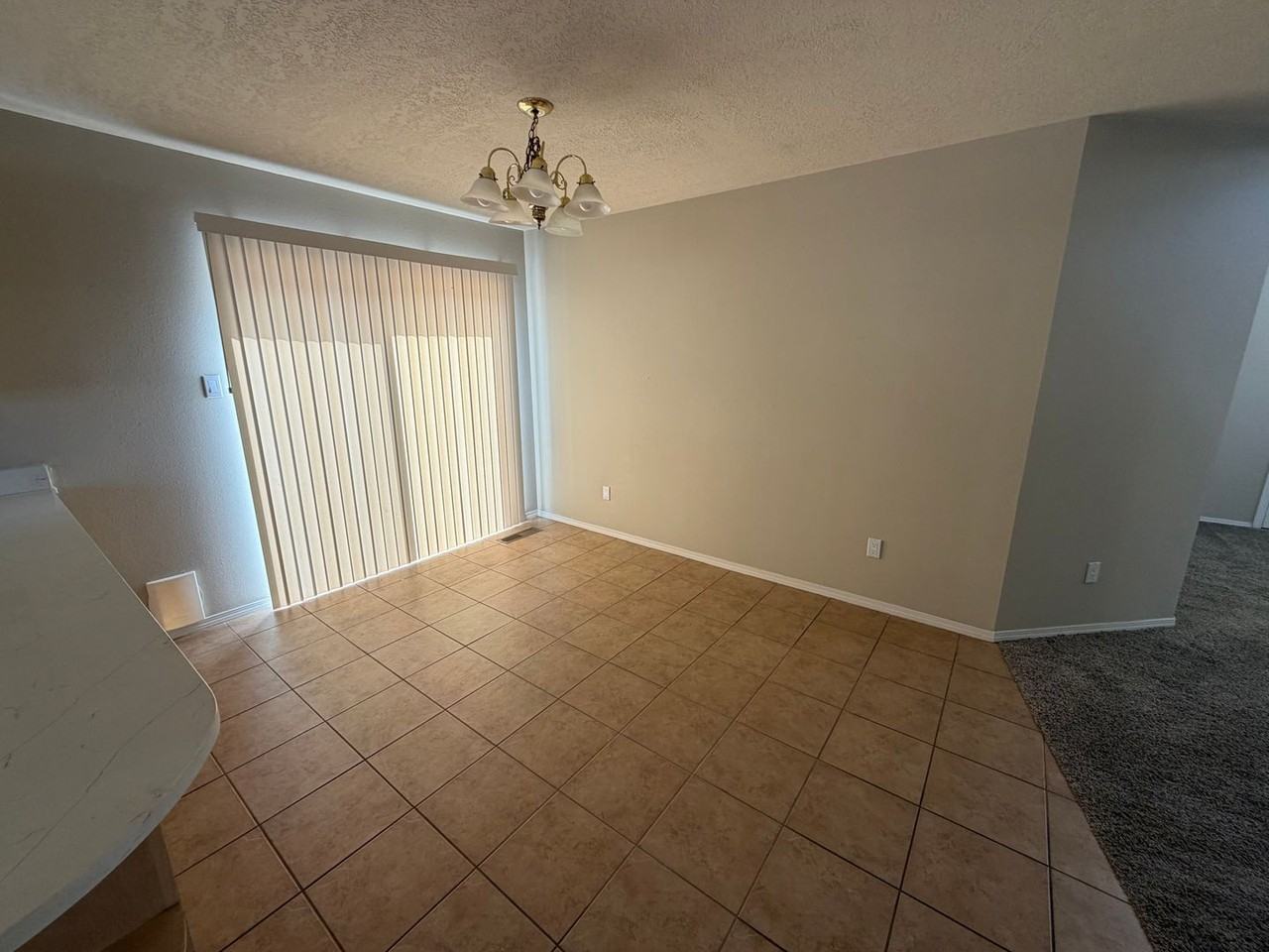 6852 Kelly Ann Rd Ne - Photo 7 of 40