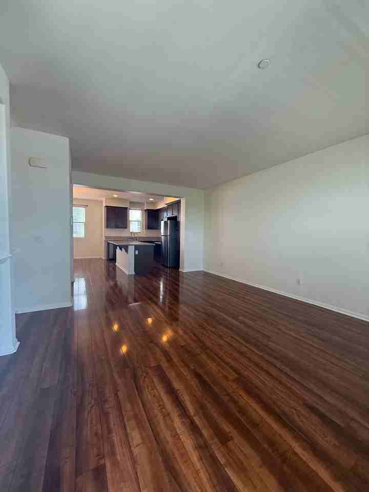 2997 E Pacific Coast Hwy - Photo 4 of 48