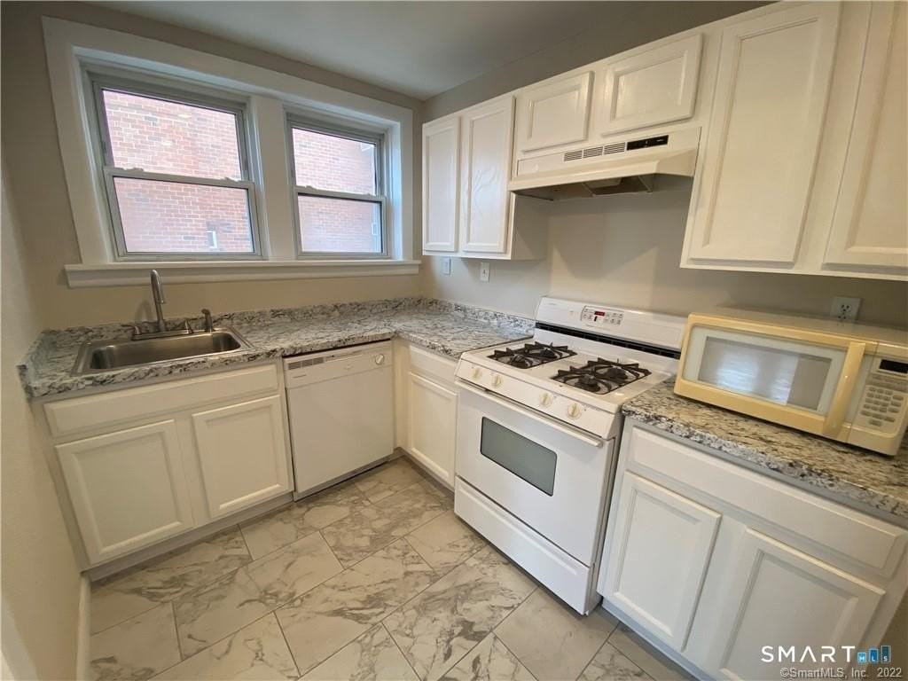 77 Glenbrook Rd #202 - Photo 6 of 15
