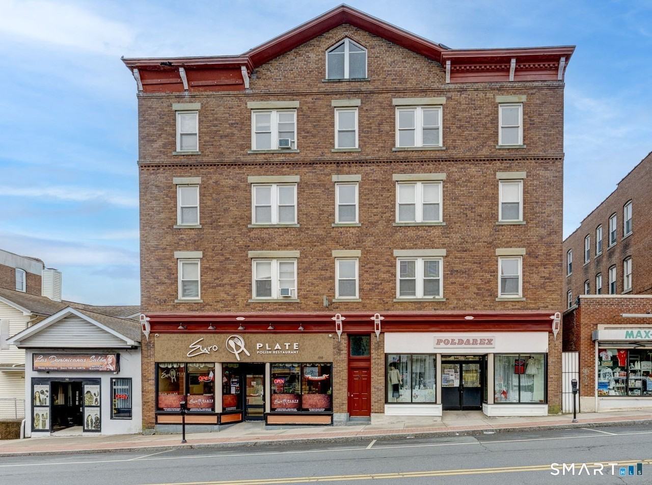 100 Broad St #2W