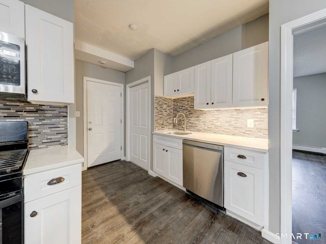 100 Broad St #2W - Photo 7 of 27