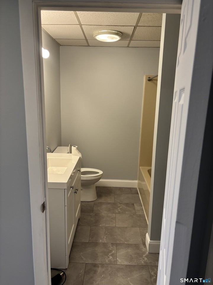 25 Maiden Ln #7 - Photo 5 of 11