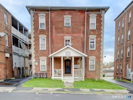 featured image of 109 Grove St #3S