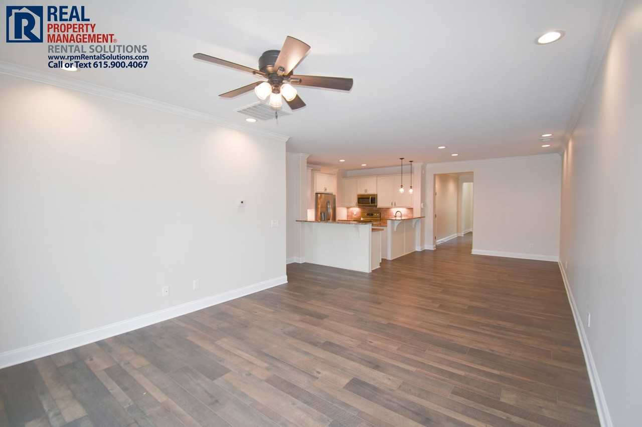 3414 Pershing Dr - Photo 4 of 23