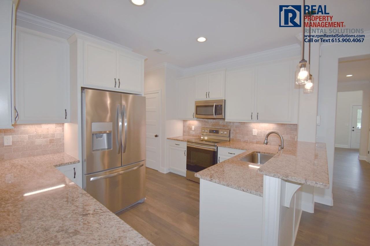 3414 Pershing Dr - Photo 6 of 23