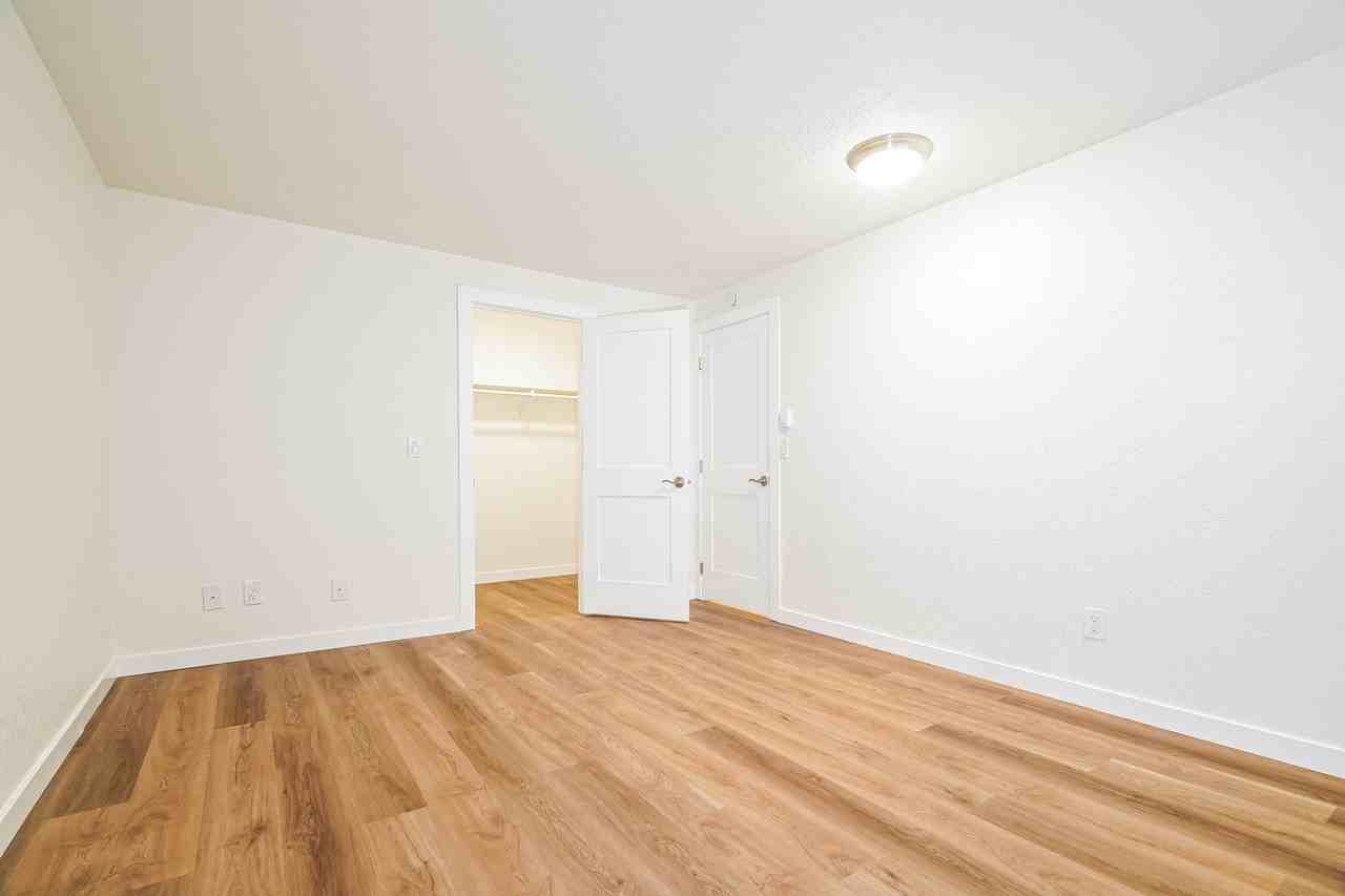 Fairway Apartments - Photo 5 of 11