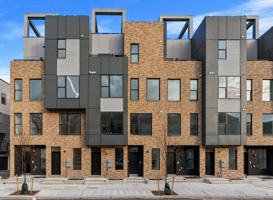 featured image of 635 N 7th St