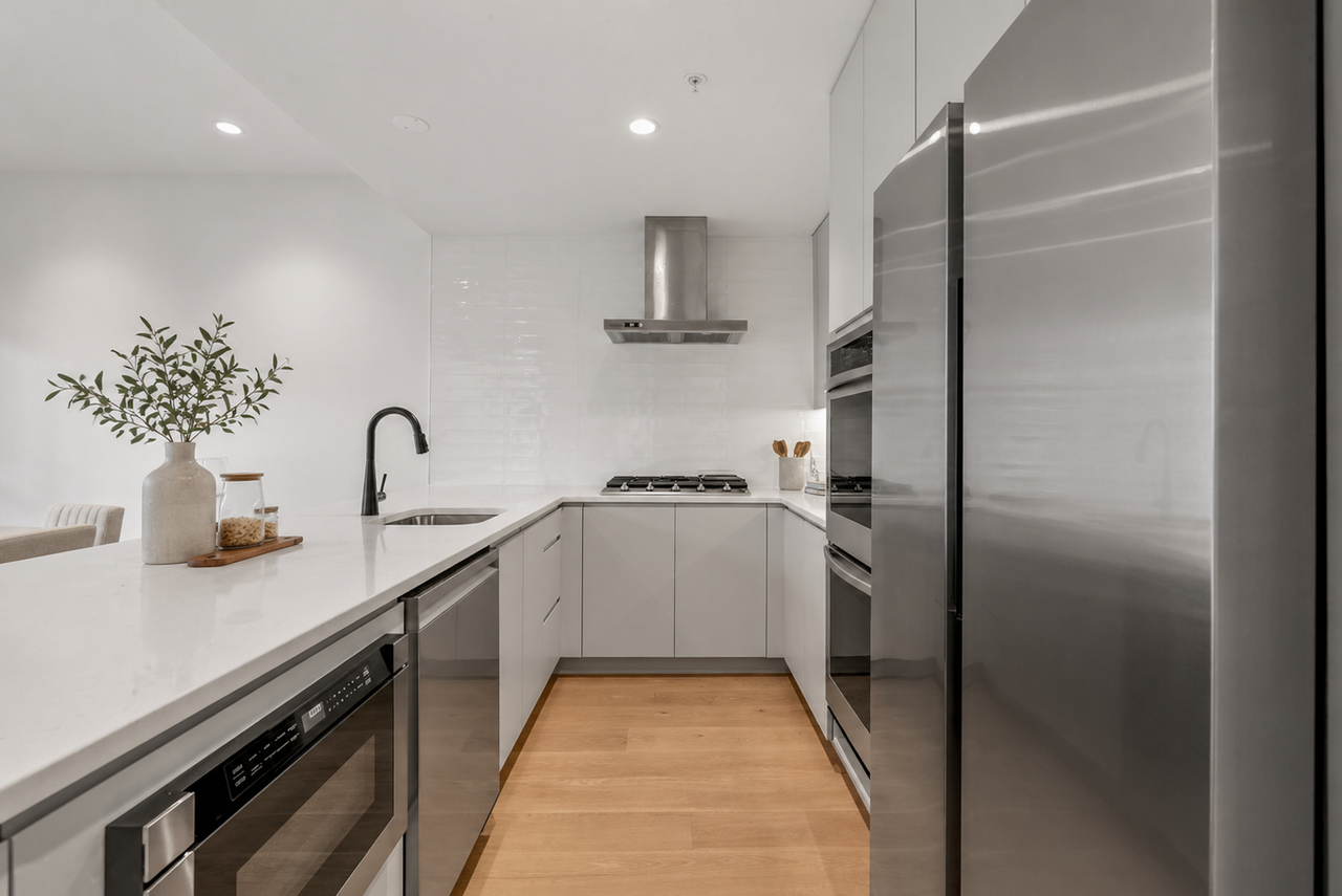 635 N 7th St - Photo 6 of 21