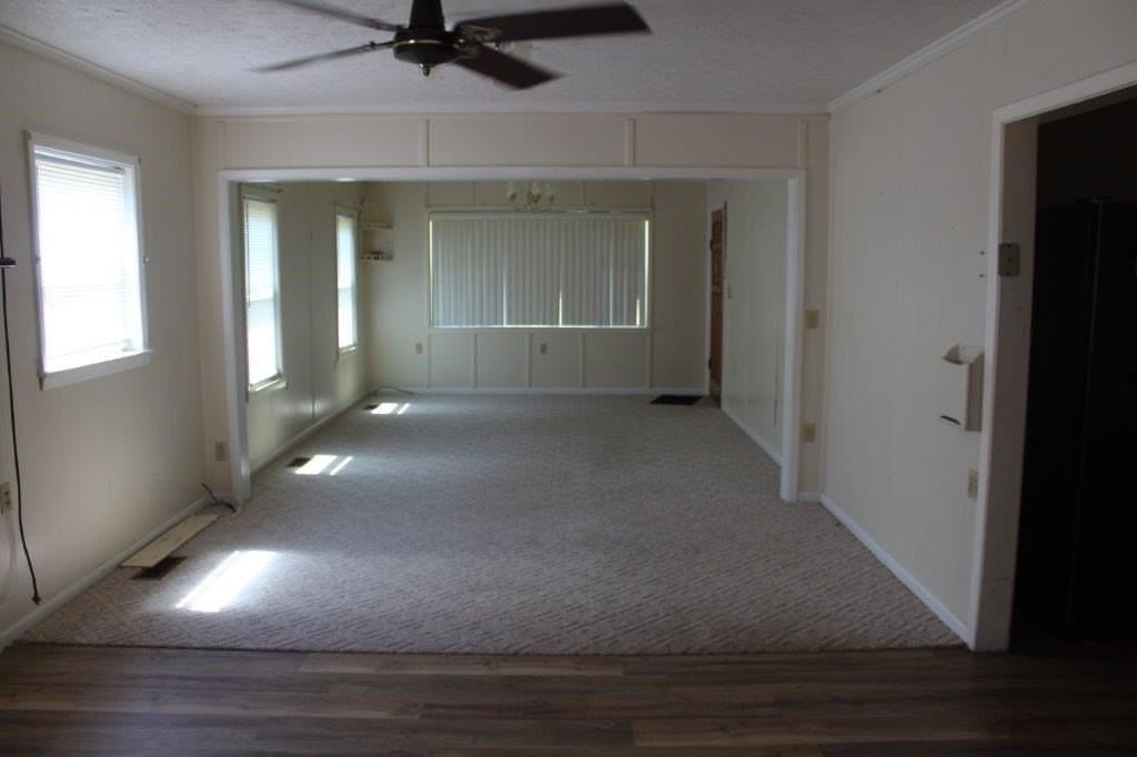 131 Hedstrom Dr - Photo 4 of 5