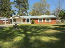 1009 Jonathan St - Photo 1 of 1