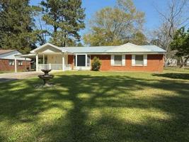 featured image of 1009 Jonathan St