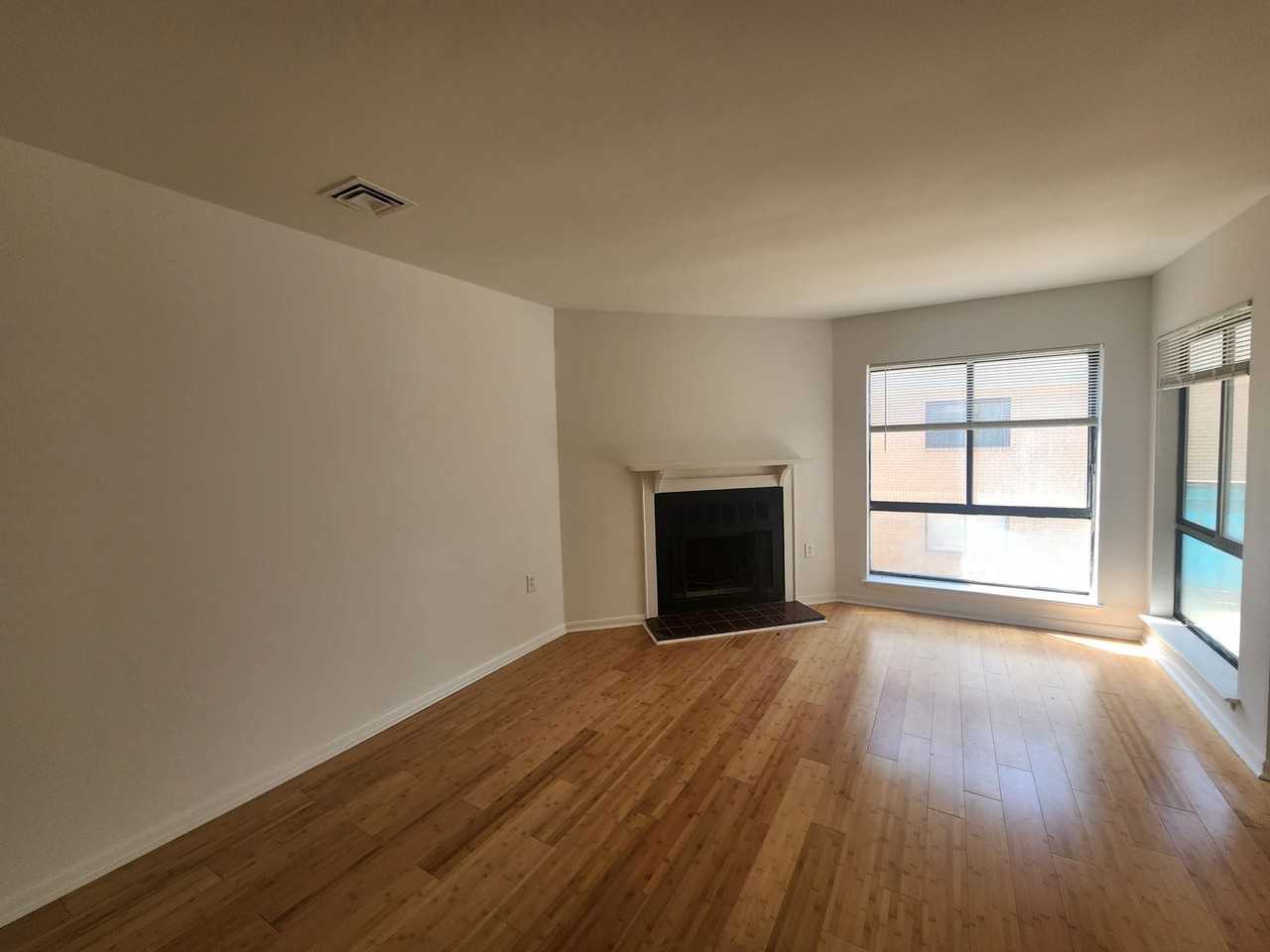4900 Spring Lake Dr - Photo 2 of 12
