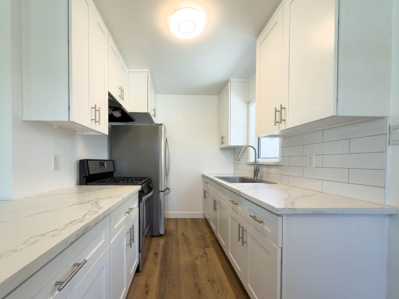 316 N Kenwood St - Photo 6 of 24
