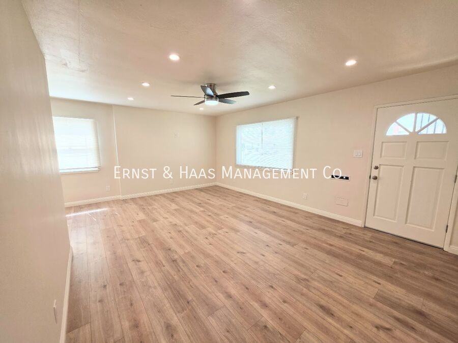 8459 Luxor St - Photo 3 of 13