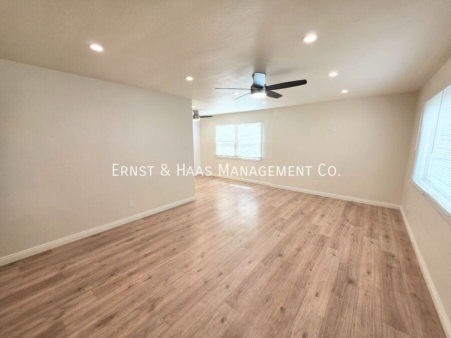 8459 Luxor St - Photo 4 of 13