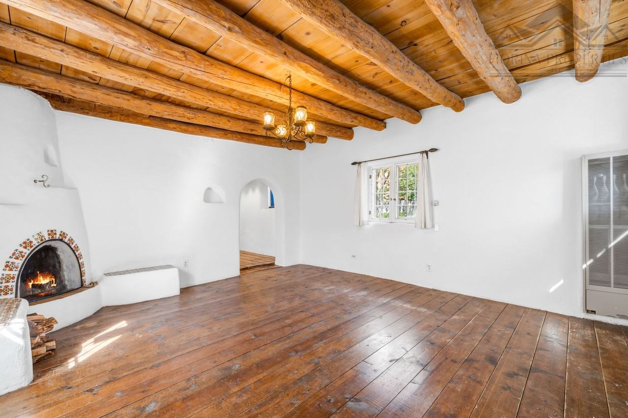 125 Martinez St - Photo 2 of 21