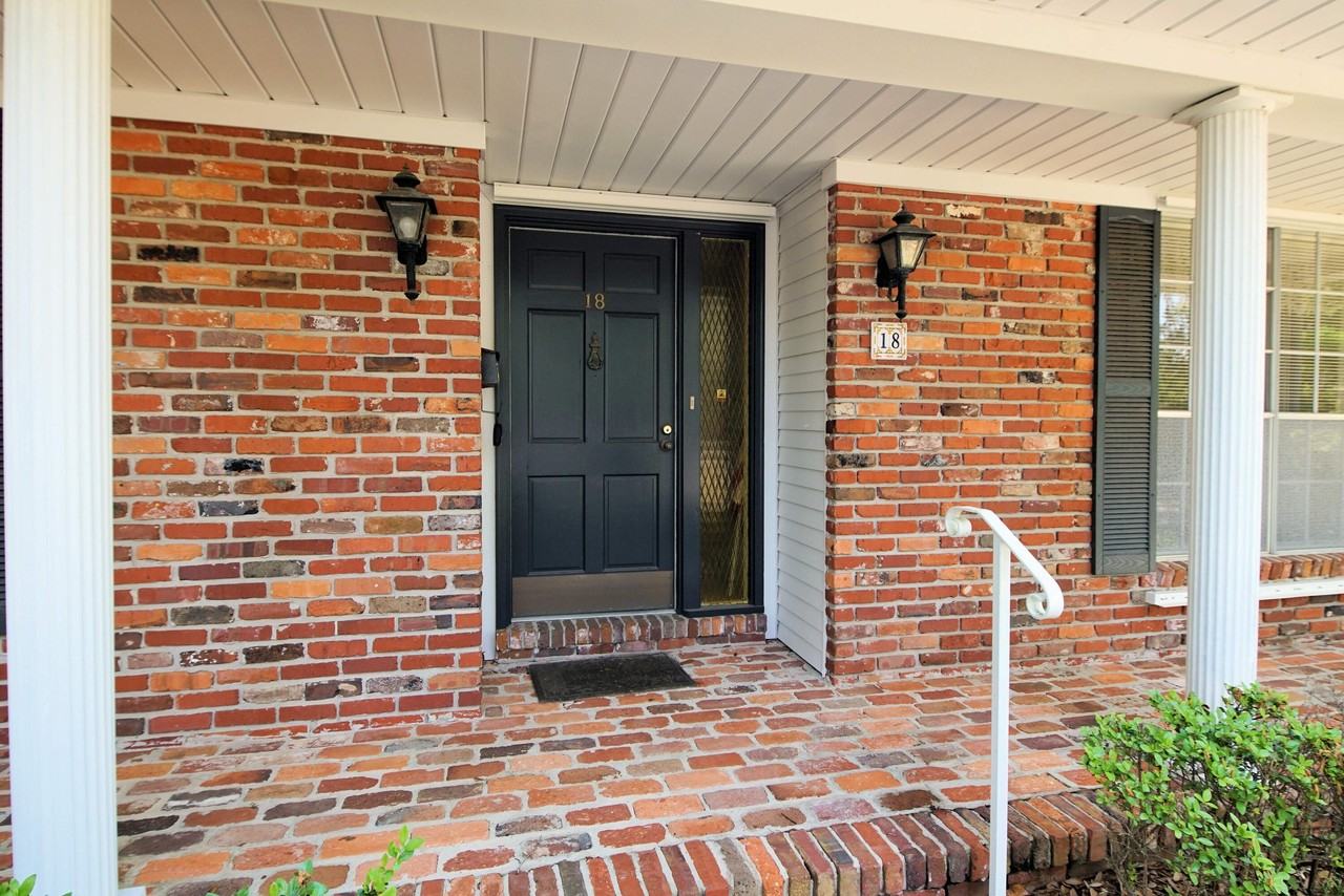 18 Sherwood Rd Nw - Photo 3 of 41