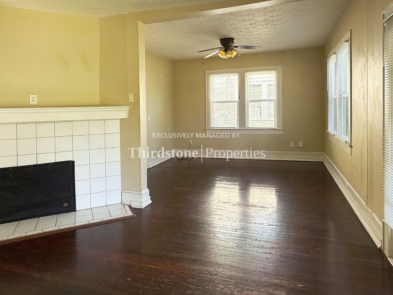 4718 Ramona Blvd - Photo 5 of 29