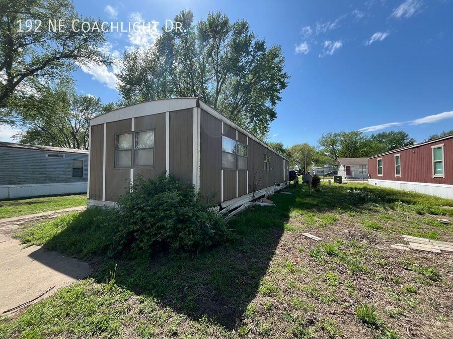192 Ne Coachlight Dr - Photo 6 of 9