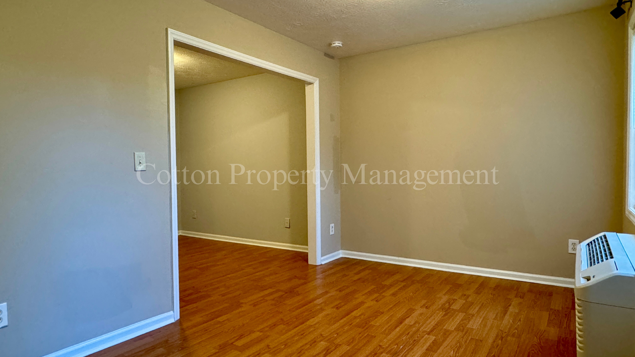 4516 Greentree Rd #11 - Photo 6 of 15