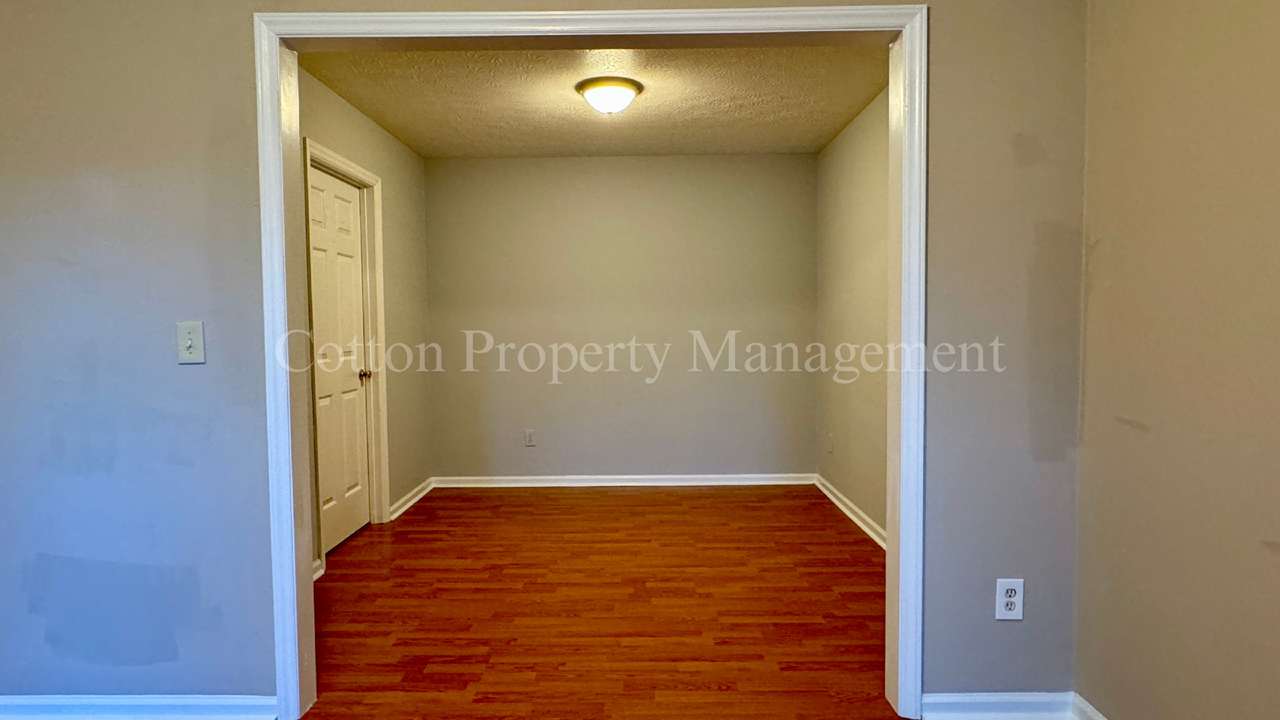 4516 Greentree Rd #11 - Photo 7 of 15