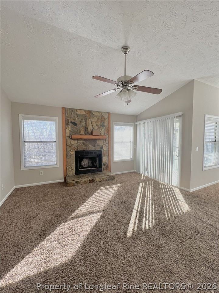 1018 Wood Creek Dr #9 - Photo 3 of 14