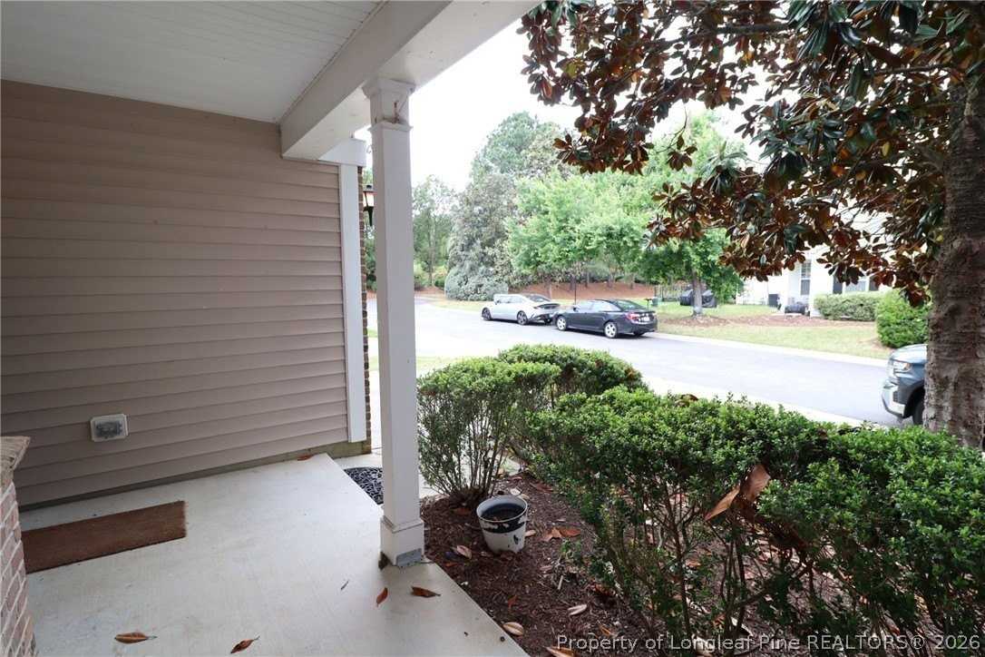 805 Meeting Hall Dr - Photo 2 of 33