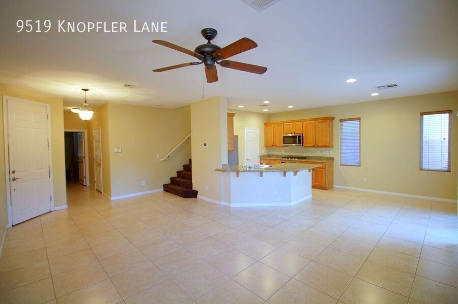 9519 Knopfler Ln - Photo 3 of 34