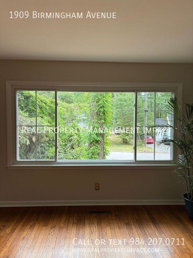 1909 Birmingham Ave - Photo 7 of 33