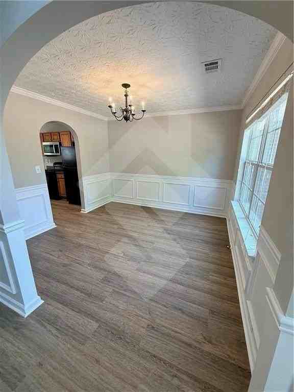 3761 Monticello St - Photo 5 of 50