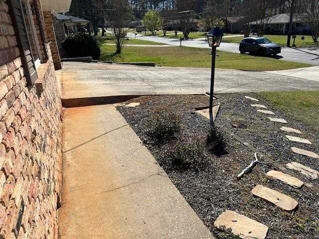 4190 Smithfield Dr - Photo 2 of 25