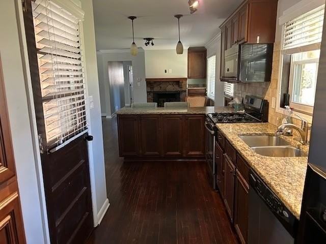 4190 Smithfield Dr - Photo 7 of 25
