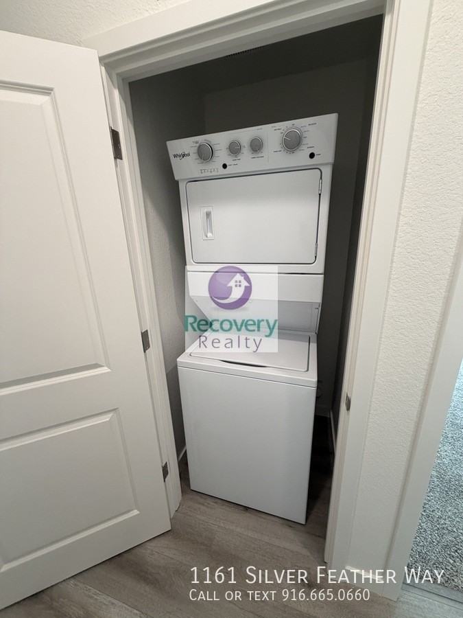 1161 Silver Feather Way - Photo 7 of 13