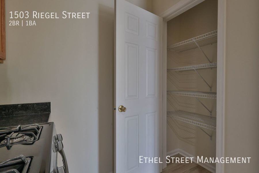1503 Riegel St - Photo 7 of 28