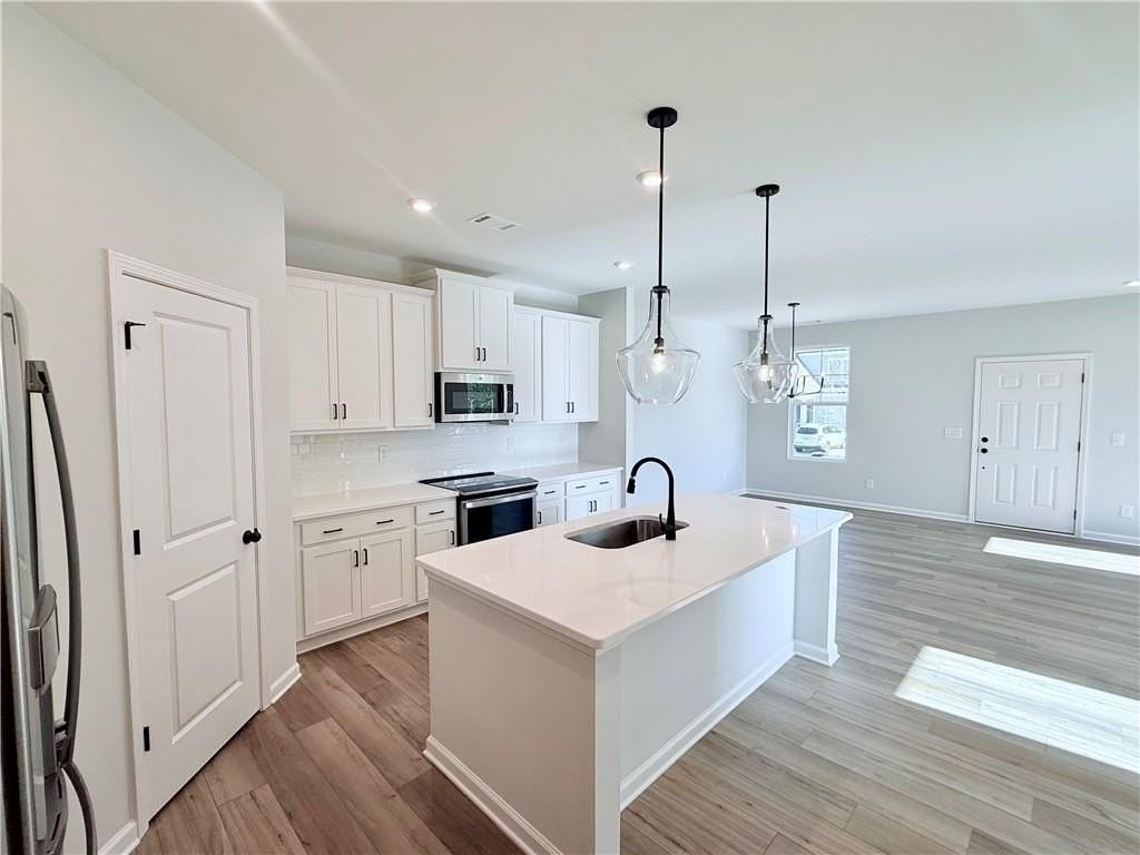 568 Aberdeen Meadow Ln - Photo 4 of 19