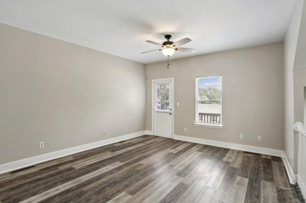 751 Prince Pl Nw - Photo 2 of 30