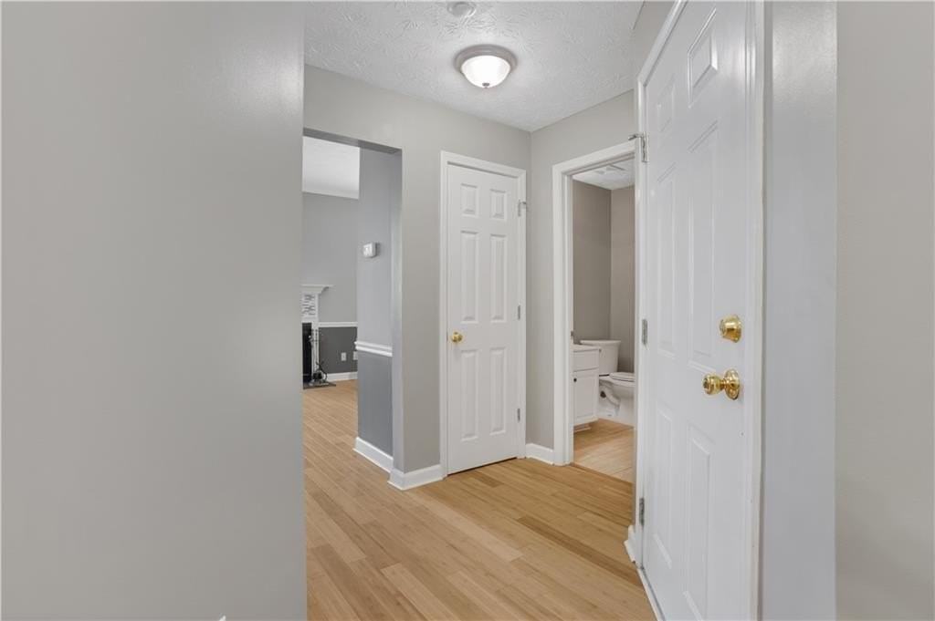71 Fulton St Se - Photo 5 of 38