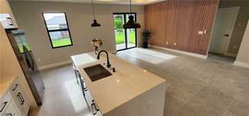 featured image of 758 Worth Ave