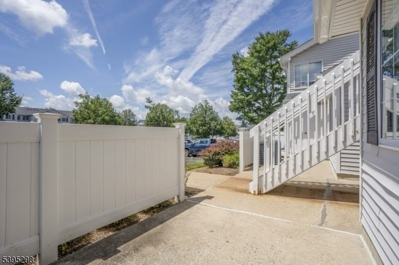 29 Cheswich Ct - Photo 7 of 7