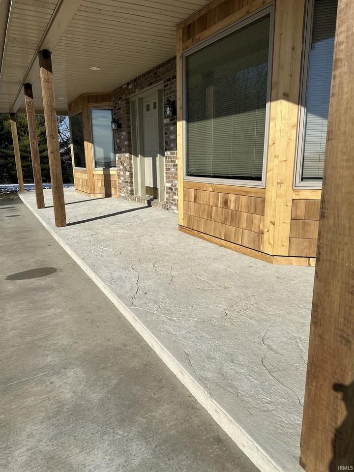 22611 Campbell Rd - Photo 2 of 11